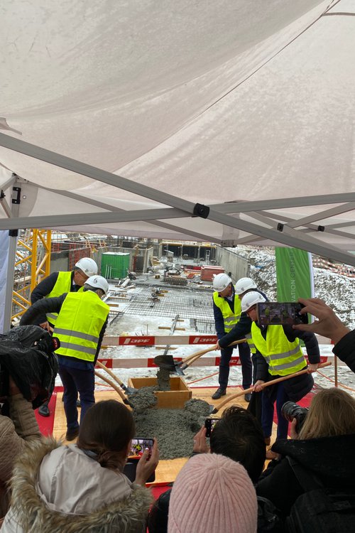 Actualite de CCHE pour la Première pierre du Marly Innovation Center (MIC) à Marly Suisse