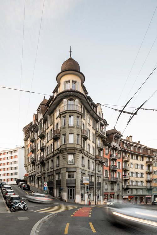 Transformation de CCHE pour Ancienne douane à Lausanne Suisse