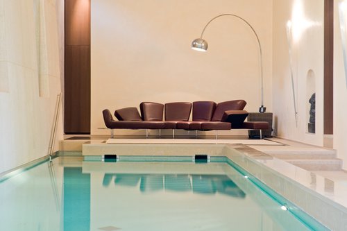 Architecure d'intérieur de CCHE pour la Piscine de l'Orangerie Suisse