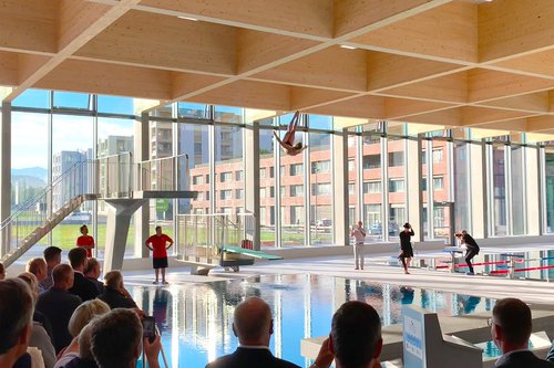 Actualité de CCHE pour l'inauguration de la piscine de Marly