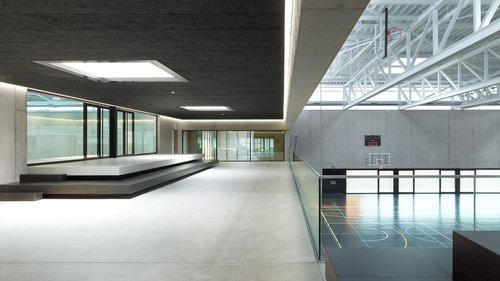 Architecture du centre sportif GEMS par CCHE