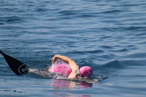 Actualité de CCHE pour La participation à swim4lemanhope 2026 avec la team CCHE-PC Suisse