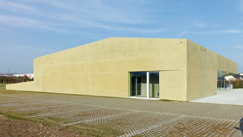© Thomas Jantscher Architecture de CCHE d'une salle de gymnastique à Buchillon