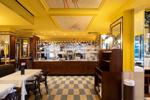 Rénovation de la Brasserie Lipp à Genève Suisse