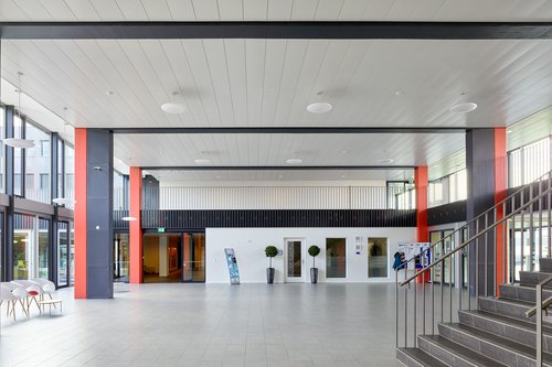Architecture de CCHE pour l'International school of Lausanne ISL Suisse