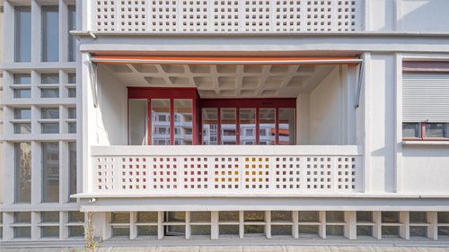 Transformation de CCHE pour la fin des travaux de rénovation de la cité Carl-Vogt à Genève Suisse