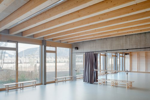 Architecture de CCHE pour l'école de Pont-Rouge à Lancy Genève Suisse