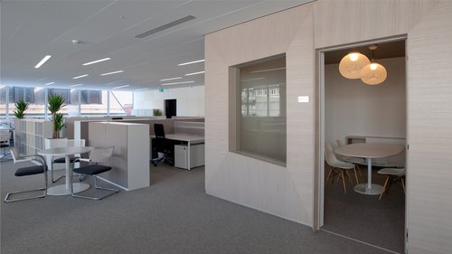 Architecture d'intérieur de CCHE des locaux administratifs de Nestlé Purina Suisse