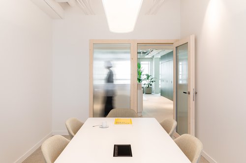 Architecture et réalisation de CCHE pour le nouveau bureau CCHE Genève Suisse