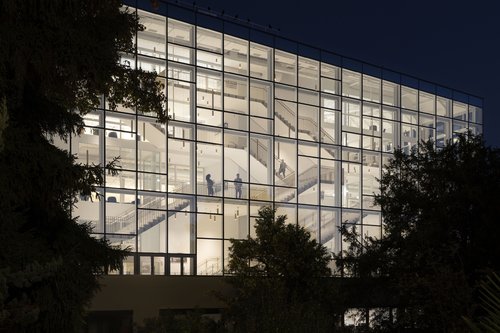 Actualité revue de presse de CCHE Le 2M2C sous le feu des projecteurs à Montreux Suisse