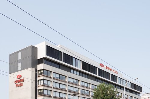 Surélévation et Réalisation de CCHE de l'hôtel Crown Plaza Suisse