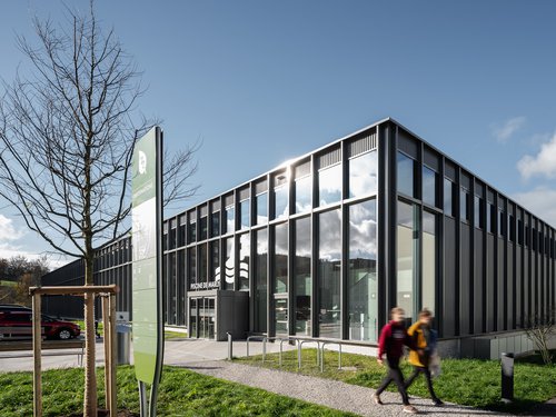 Architecture et Direction de travaux de CCHE pour la piscine de Marly Suisse