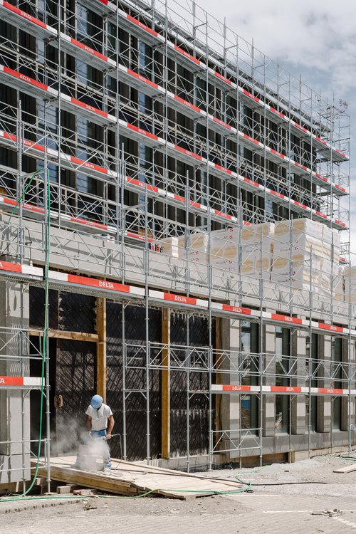 Architecture en chantier de CCHE pour The Hive 8 Suisse