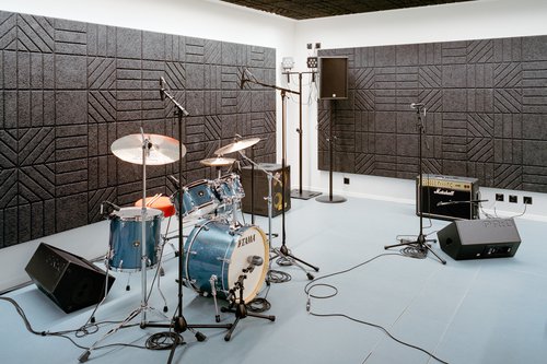 Architecture de CCHE pour l'école de Pont-Rouge à Lancy Genève Suisse