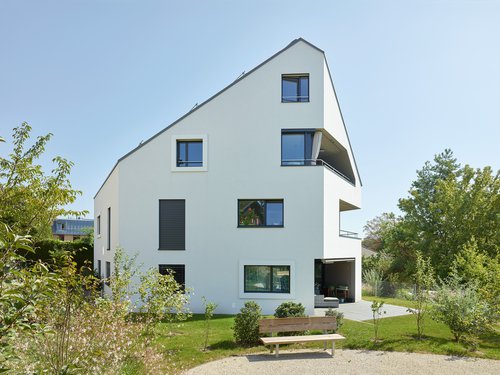 Portrait de CCHE Cornélia Volkringer Architecte associée Genève