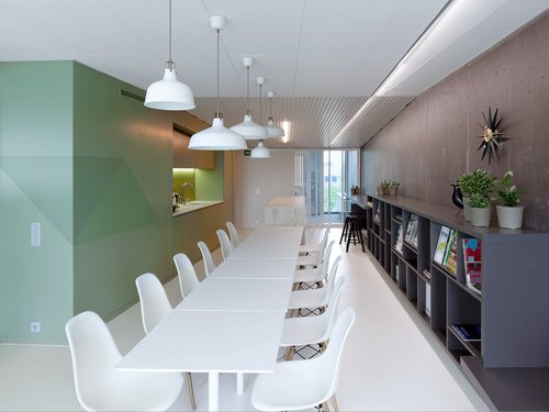 Architecture d'intérieur de CCHE pour le bureau de CCHE Nyon SA Suisse