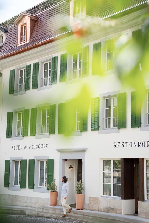 Transformation et rénovation historique de l'Hôtel de la Cigogne à Saint Ursanne Jura Suisse