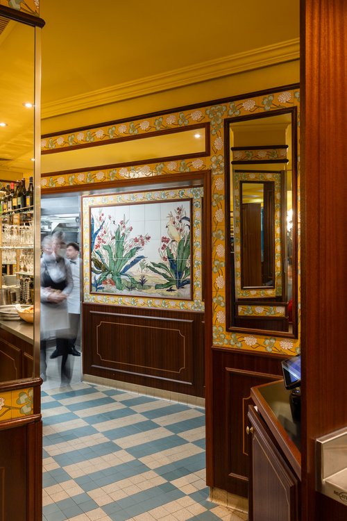 Rénovation de la Brasserie Lipp à Genève Suisse
