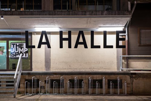 Architecture de CCHE pour les Halles CFF dans le quartier de Sébeillon Suisse