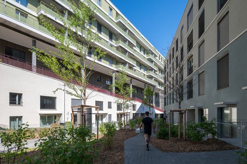 Architecture et Réalisation de CCHE pour le Quartier résidentiel à Bussigny Côté Gare Suisse