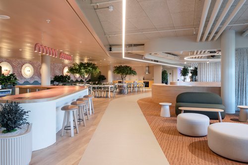 Architecture de CCHE pour la résidence étudiante "Omestay" de l'îlot "Les Atmosphères" du Quartier de l'étang à Vernier Genève Suisse