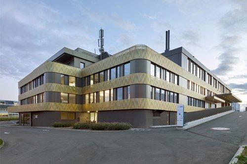 Architecture de CCHE du bâtiment multifonctionnel SEIC Suisse