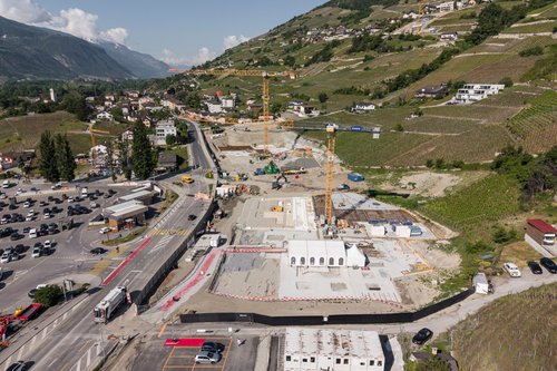 Actualite de CCHE pour la première pierre du projet Maisons de vigne à Sierre Suisse